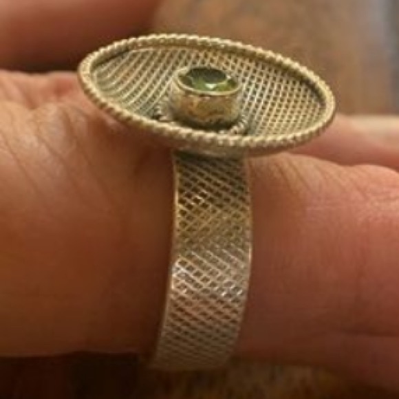 Ring - Picture 1 of 5